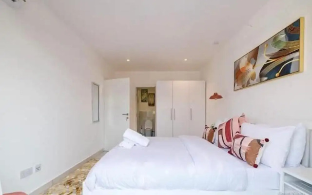 Golden Breeze Suites