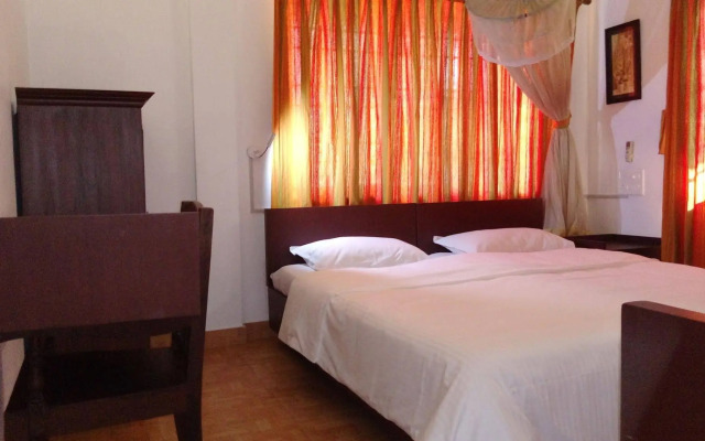 Reds Residency - Homestay