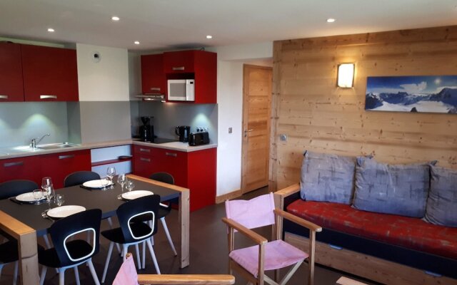 Residence Les Coches 3 Rooms Renovated In A Family Resort At The Bottom Of The Slopes Bac524