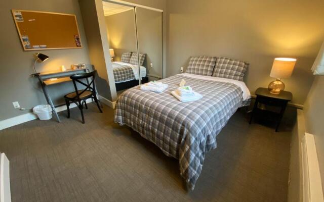 Stewart Mountain Lodge