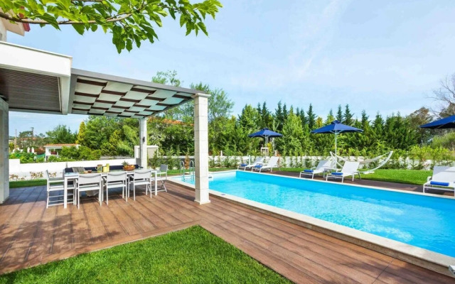 W Villas Halkidiki Deluxe 5 Bedroom Villa Private Pool