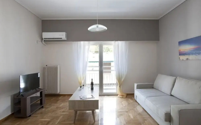 Zan Moreas A Simple & Minimal Apartment