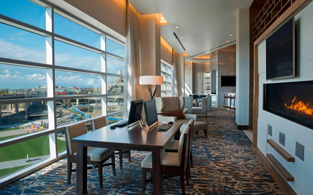 Buffalo Marriott at LECOM HARBORCENTER