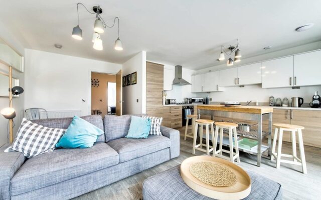 Modern 2bed/2bath with Amazing Views