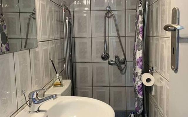 Semi Detached Stone House Great Location