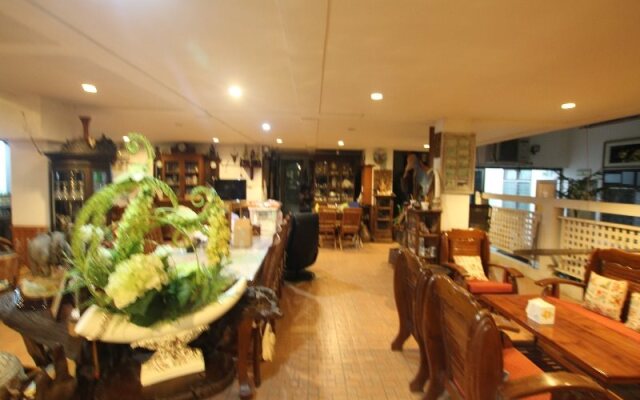 Huahin Place Guest House