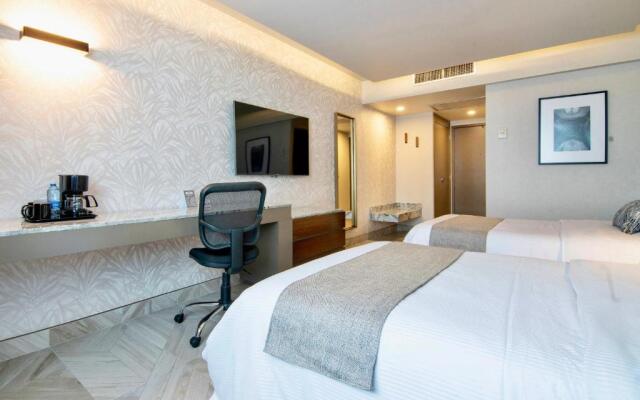 Plaza Diana Hotel