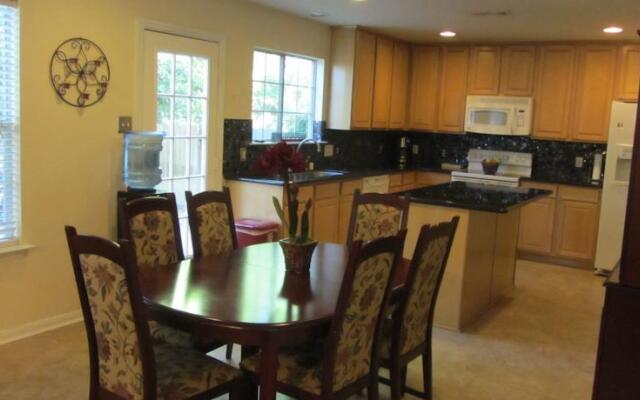 Relaxing 4 Bedroom Home