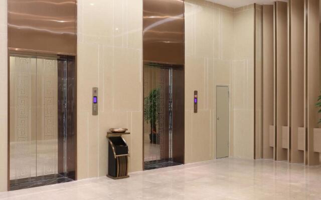 Lavande Hotels· Dongguan Liaobu Center