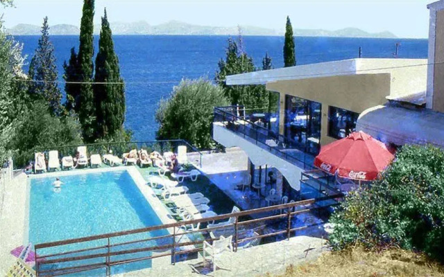 Kerkyra Beach Apartments