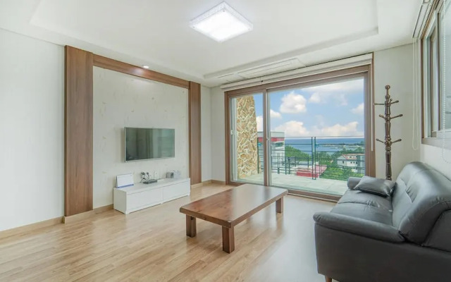 Samcheok Santorini Pension