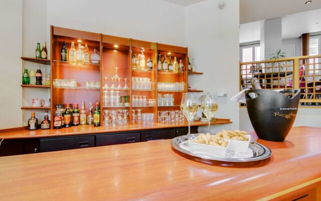 Brit Hotel Le Royal - Troyes