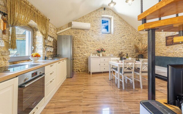 Amazing Home in Zaton With 1 Bedrooms and Wifi