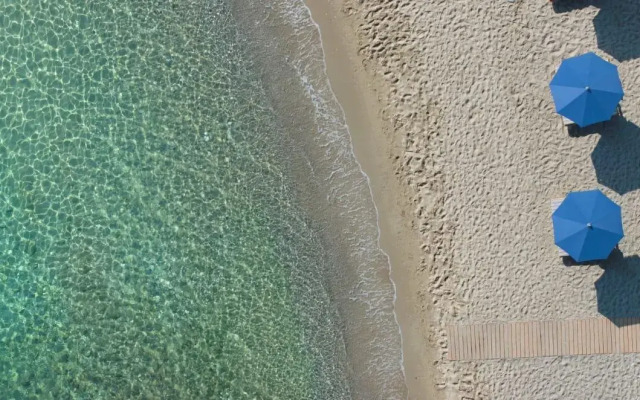Avant Mar Paros