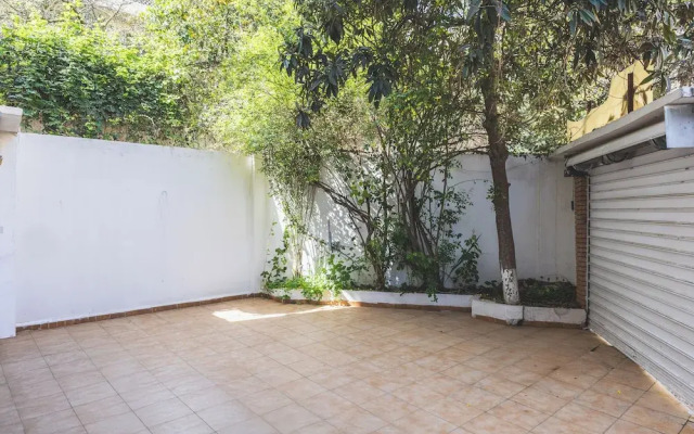 Charmant Appartement au Cœur d'Hydra