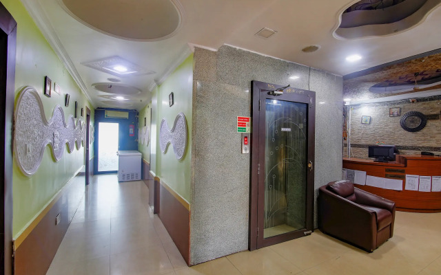 FabExpress Superior Nesh Inn