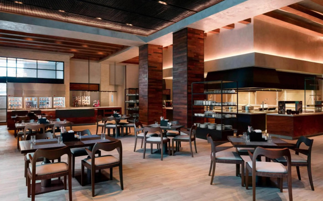 Clark Marriott Hotel