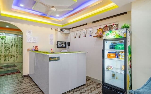 iROOMZ KSR Luxury Rooms