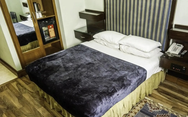 Regency Inn Hotels