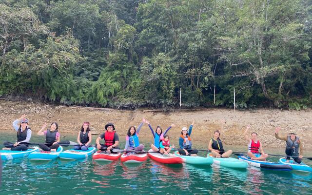Sun Moon Lake Rainbow SUP Hostel