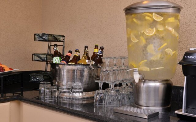 Holiday Inn: Portland- I-5 S (Wilsonville) by IHG