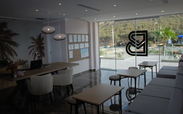 Bianco Hotel