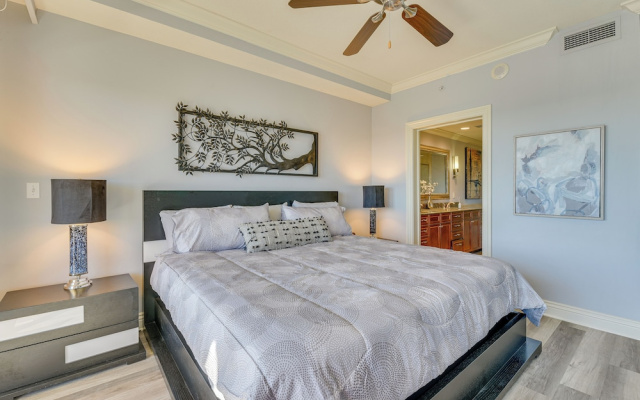 Emerald Grande Condo: Beach, Marina & Ocean View
