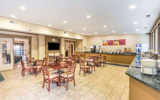 Comfort Suites Chesapeake - Norfolk