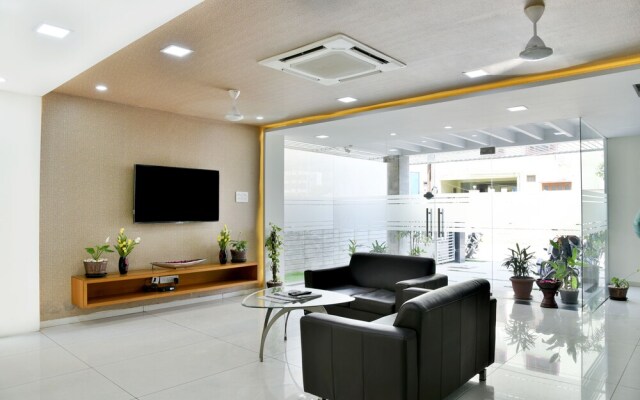 FabHotel Hill View Gachibowli