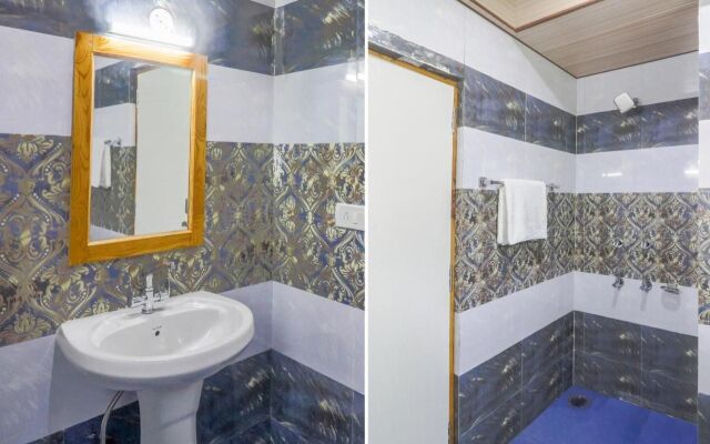 FabHotel Castle Rock Vashisht