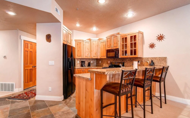 Town Pointe by Park City Lodging