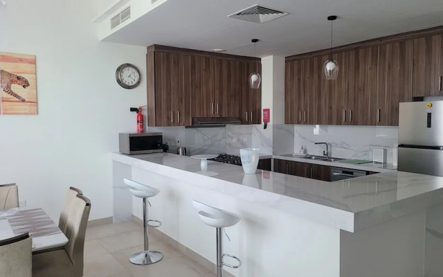 Villa Elena Hayat Island Marbella