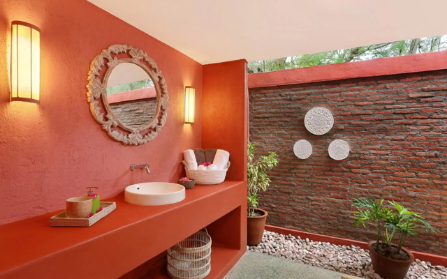 PinkCoco Gili Trawangan - Constant Surprises- for Cool Adults Only