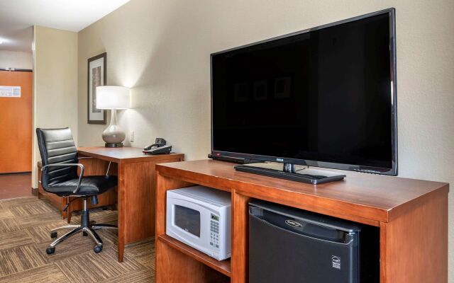 Comfort Suites Urbana Champaign, University Area