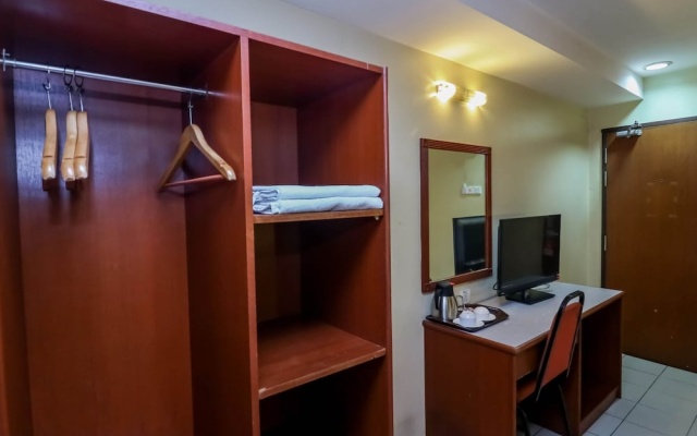 Super Oyo 447 Comfort Hotel Meru – Guest Rooms – Klang