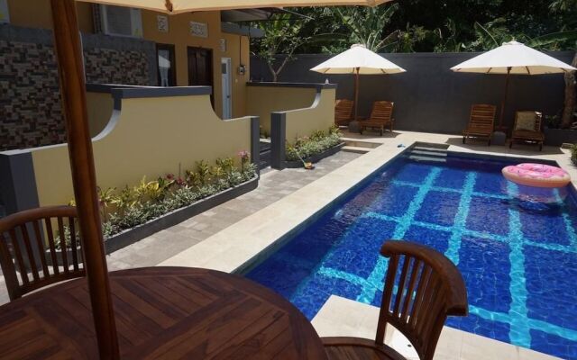 Kubu Karang Homestay