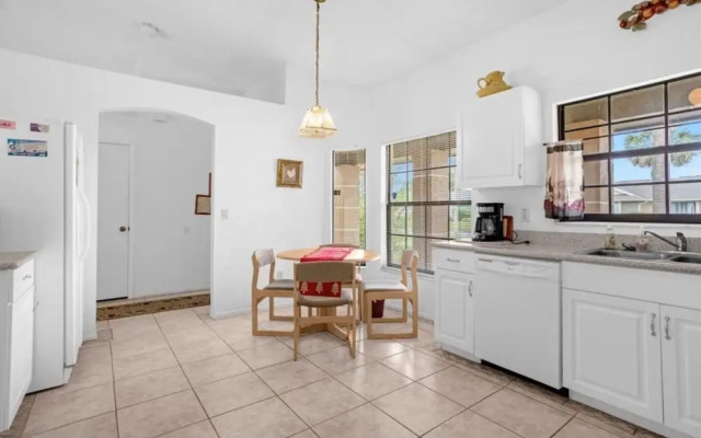 4 Bedroom - Budget Home With Private Pool