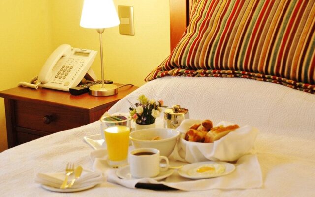 Oporto Hotel