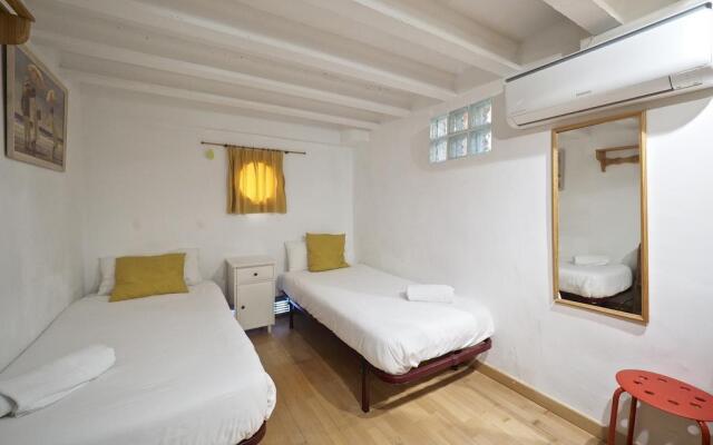 Suites4days Les Corts House