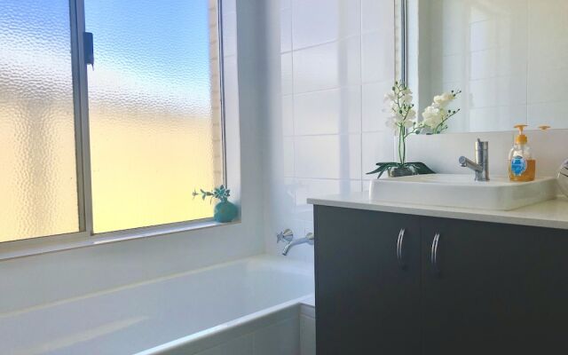 Be Wowed by Bayou, Family Friendly,  Beach, Wifi
