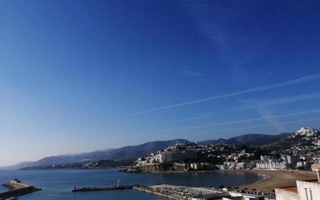 atico en el centro del castillo CASA KIKO