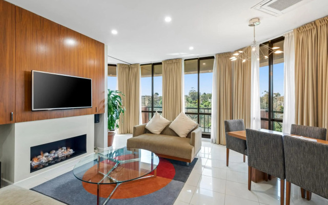 Amora Hotel Riverwalk Melbourne
