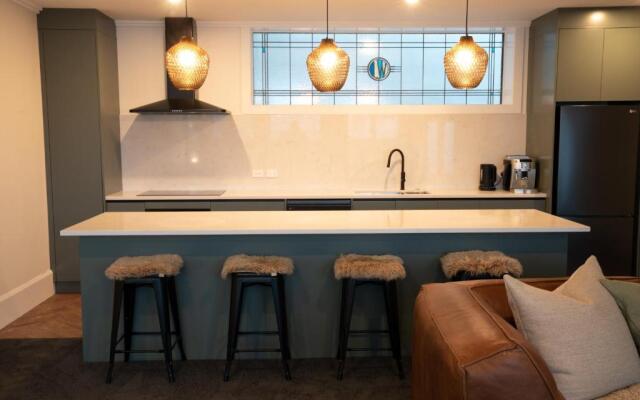 Laneway Apartments
