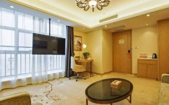 Starway Hotel Zhengzhou East Railway Station