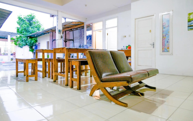 SPOT ON 2417 Melati Residence