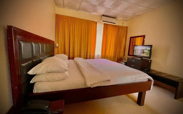 The Metropolitan Hotel Calabar