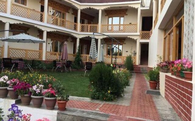 Hotel Ladakh Inn