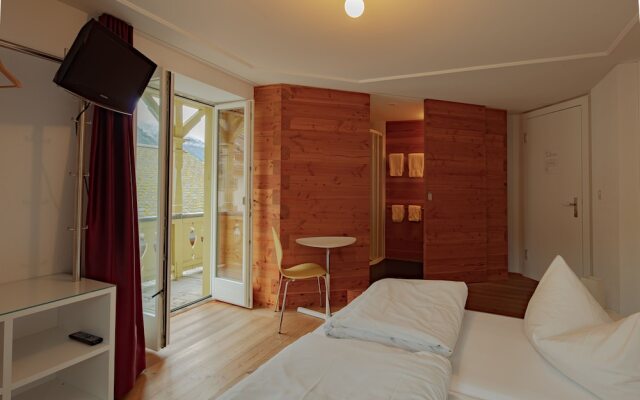 Hotel & Restaurant Vallatscha