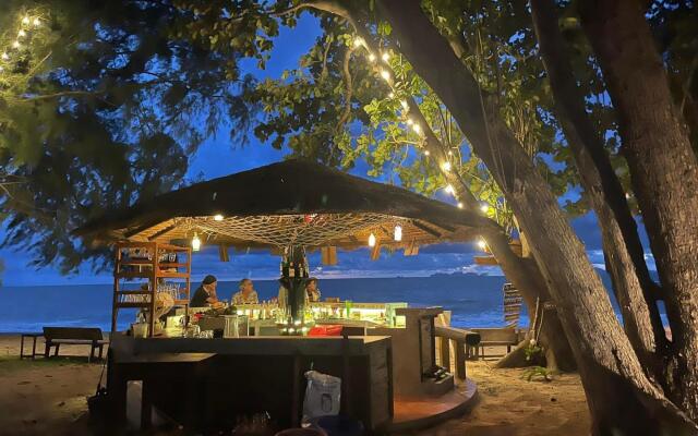 Joy Bungalow