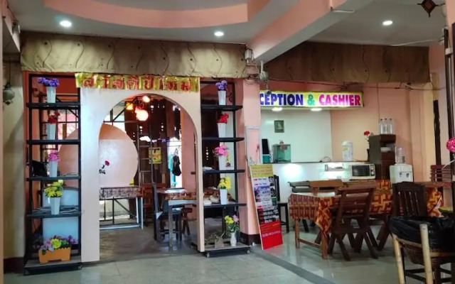 Adchara Mansion - Hostel